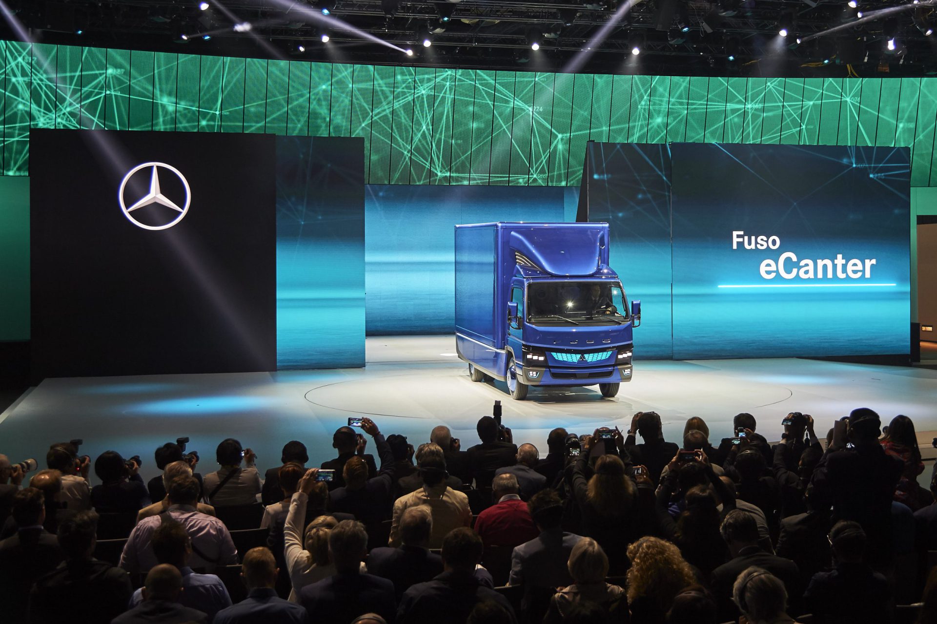 Bühnenkinetik Schiffini, Drehbühne Daimler IAA Commercial Vehicles 2016