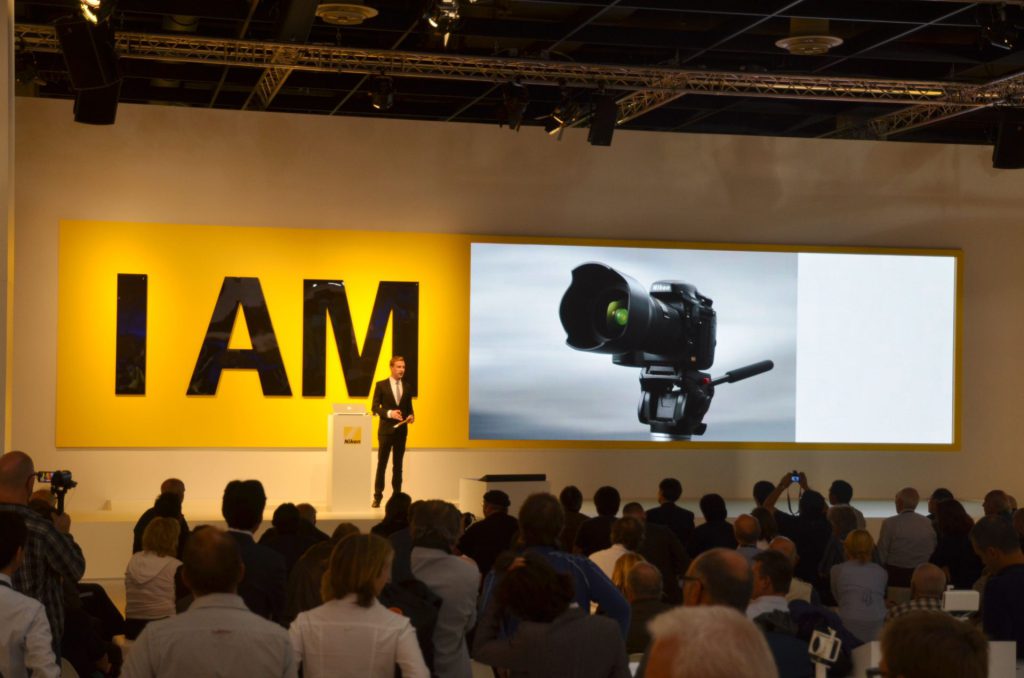 Schiffini Tontechnik für Pressekonferenzen auf Events und Messen. Hier für Nikon auf der photokina.